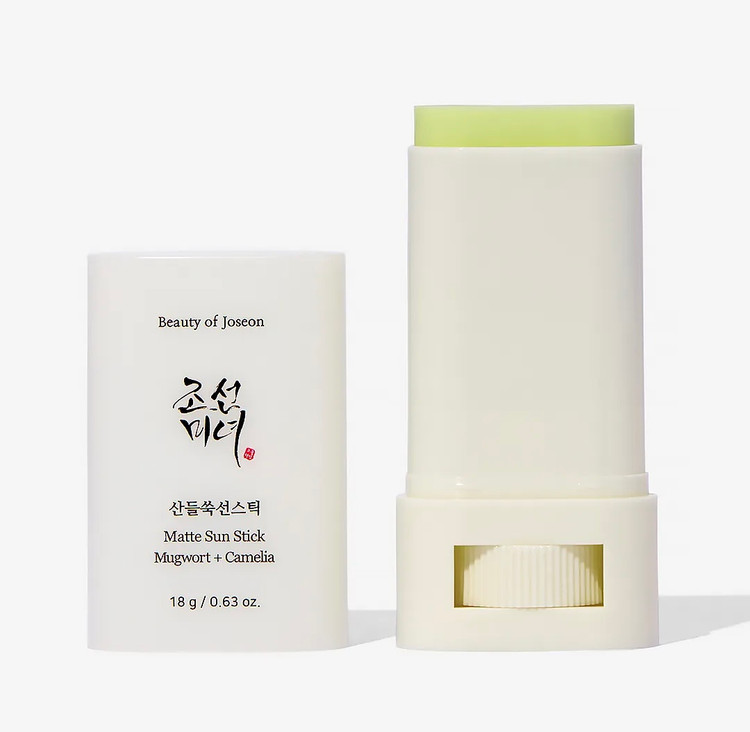 ضد آفتاب استیکی مات کننده SPF50 بیوتی آف جوسان مناسب انواع پوست