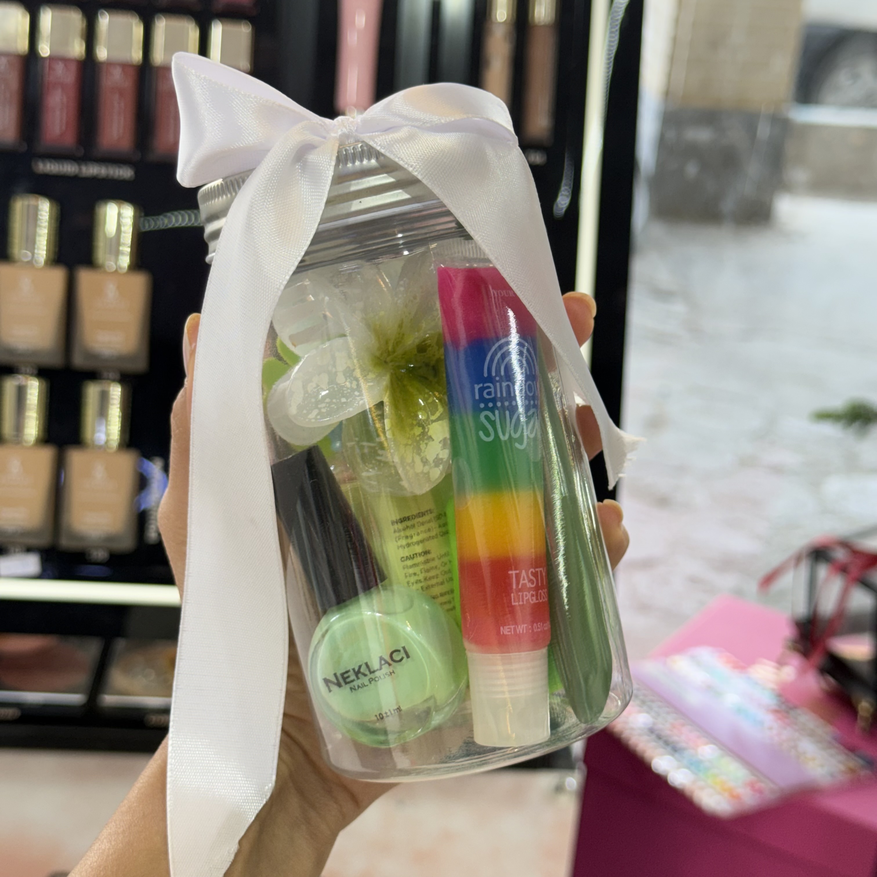 پک روز دختر کوچک سبز ۰۳